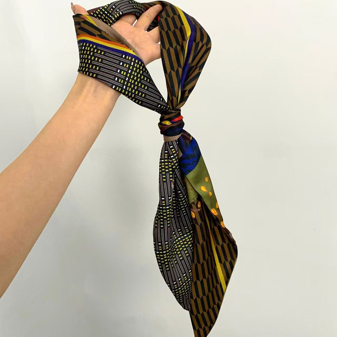 وشاح حرير فاخر مطبوع طويل بشري - مراجعة Women Bags On Sale وسعره