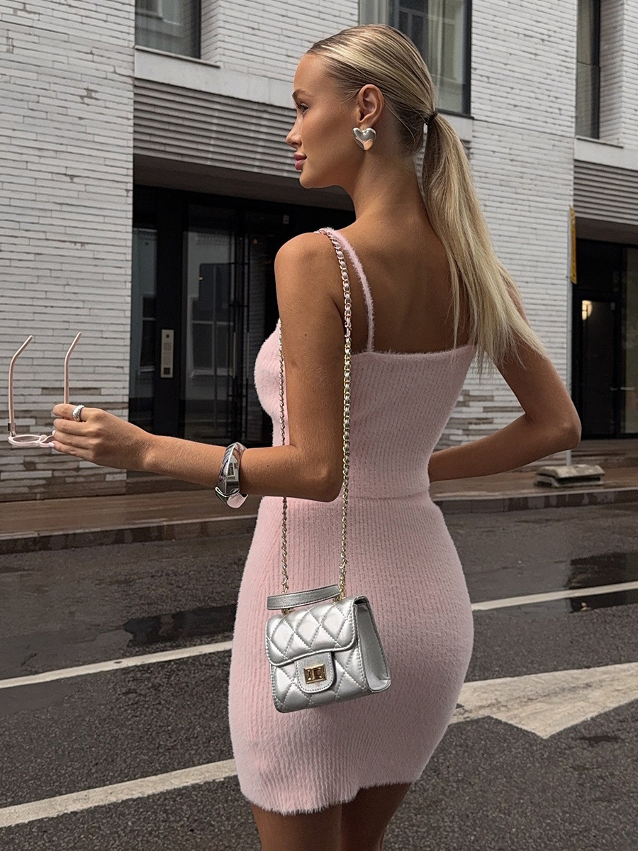 طقم تنورة وبلوزة محبوكة بتصميم - مراجعة Women Bags Ru وسعره