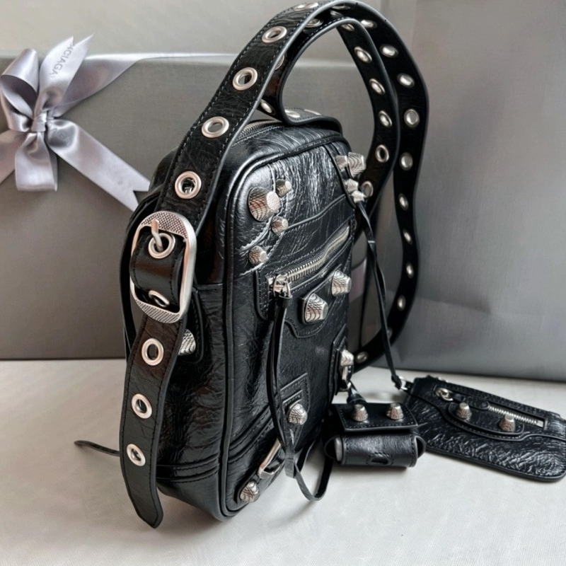 حقيبة نسائية جديدة 2026 بتصميم - مراجعة Women Bags 2026 Trends وسعره