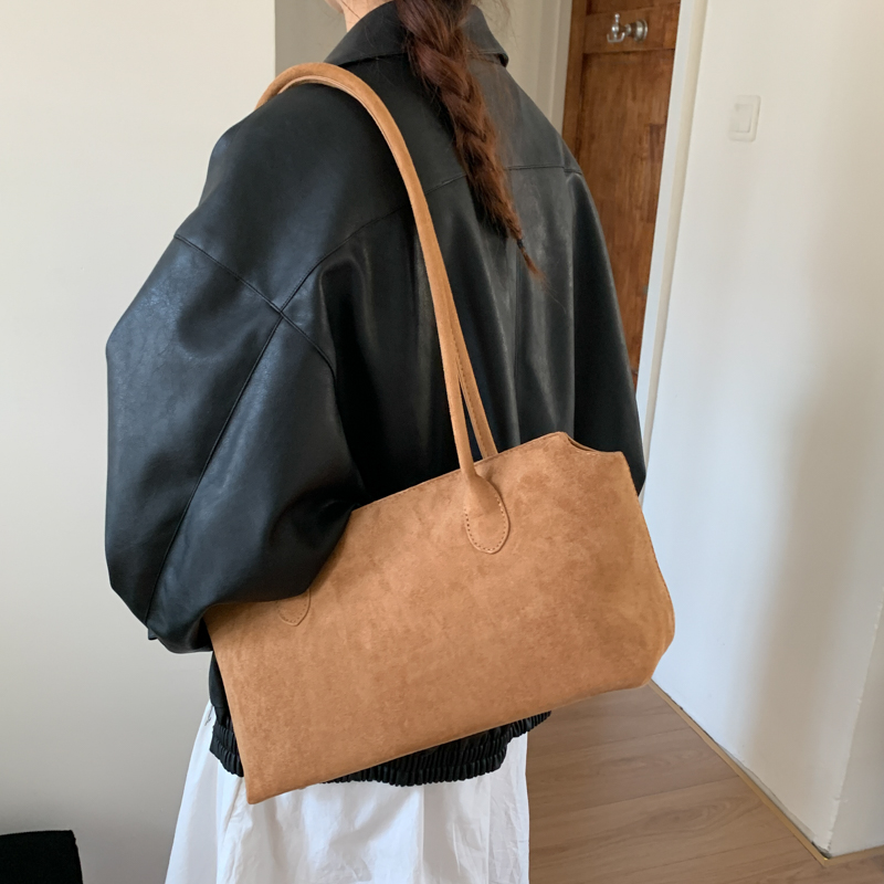 حقيبة الإبط من جلد الغزال البن - مراجعة Women Hand Bags For Office وسعره